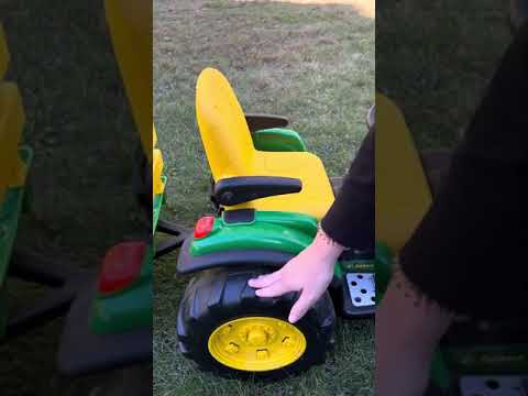 Honest review of the Peg Perego John Deere Tractor with Trailer!
